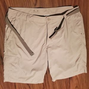 Columbia Silver Ridge Cargo Shorts 40 x 19